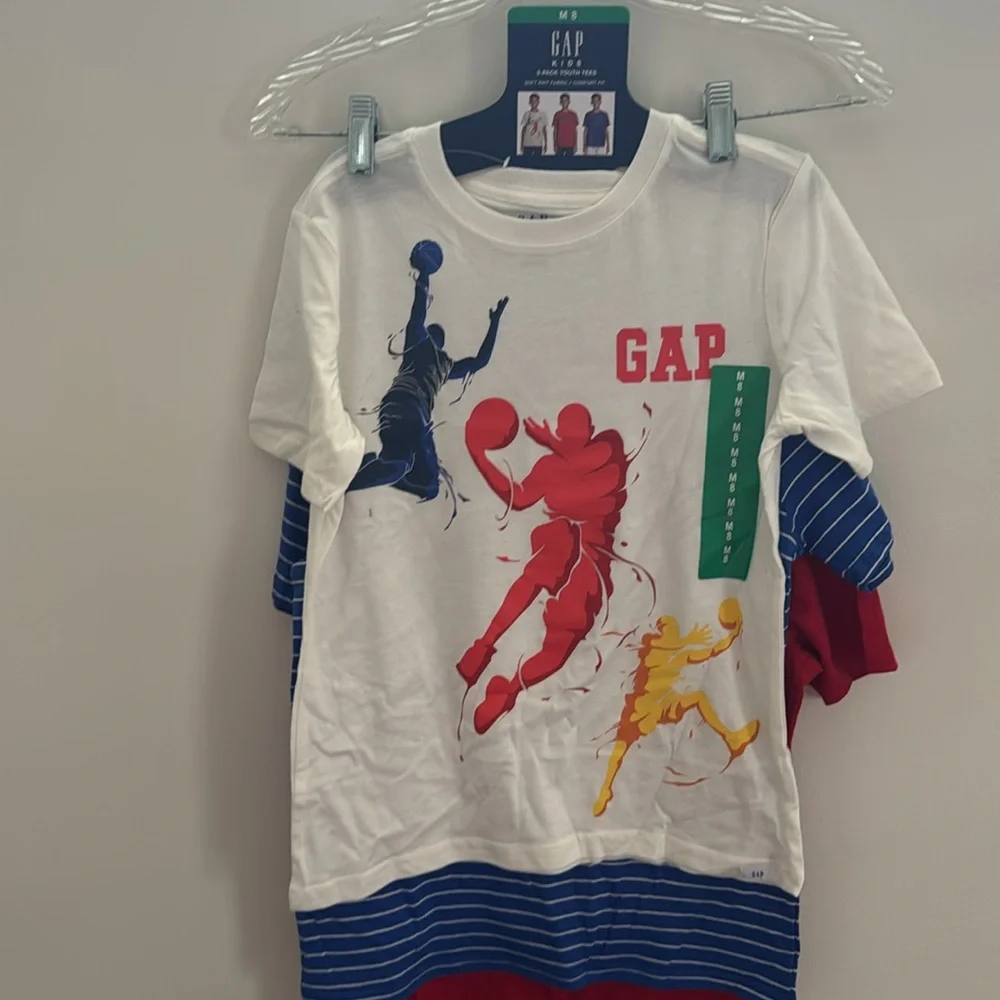 GAP boys 3 pack t-shirts youth size 8 (M)